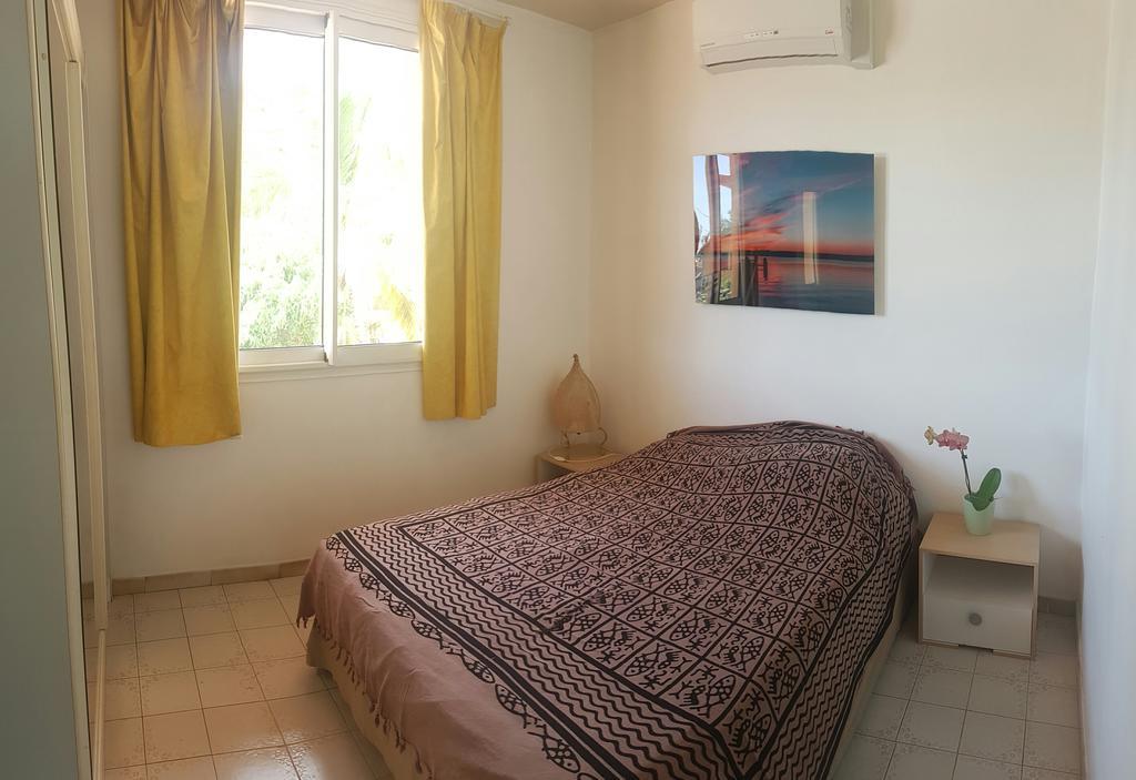 Kaz' D'O Apartment L'Etang-Sale Ngoại thất bức ảnh
